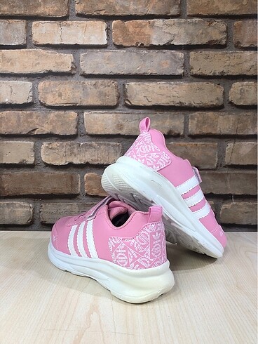 Adidas #Adidas #Cırtlı #Spor #Ayakkabı