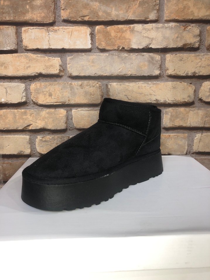 Siyah Süet Kürklü Dolgu Topuk Kadın Bot - Görsel 4