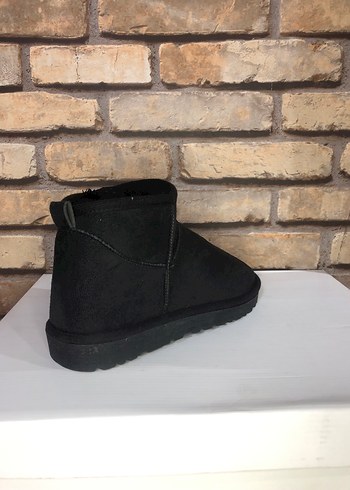 Siyah Süet Kürklü Kadın Dolgu Topuk Bot - Görsel 2