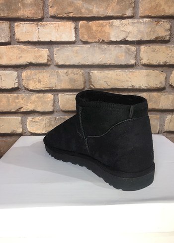 Siyah Süet Kürklü Kadın Dolgu Topuk Bot - Görsel 3