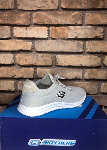 Gri Skechers Kadın Spor Ayakkabı - Görsel 2