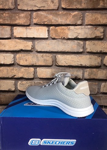 Gri Skechers Spor Ayakkabı - Görsel 3