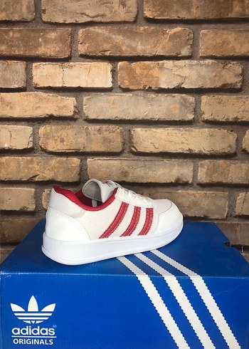 Beyaz Kırmızı Adidas Originals Kadın Spor Ayakkabı - Görsel 2