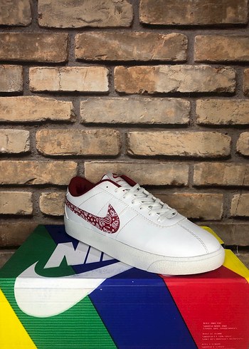 Nike Beyaz Deri Sneaker
