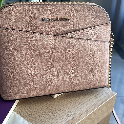 Michael Kors Dome Çanta