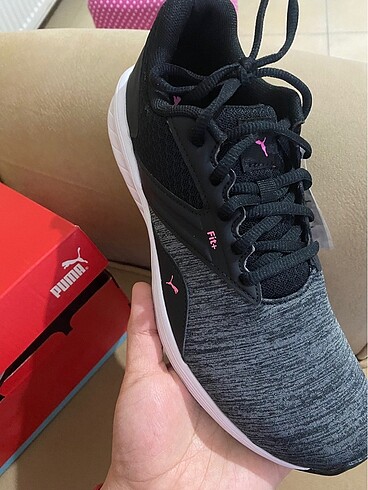Puma Puma unisex spor ayakkabı