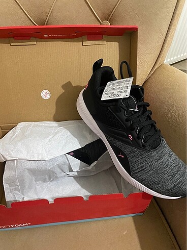 40,5 Beden çeşitli Renk Puma unisex spor ayakkabı