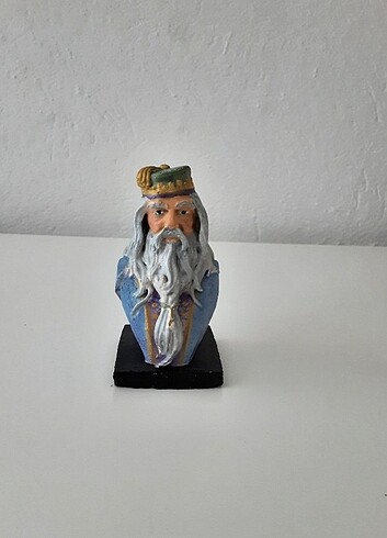 Dumbledor büstü Harry potter