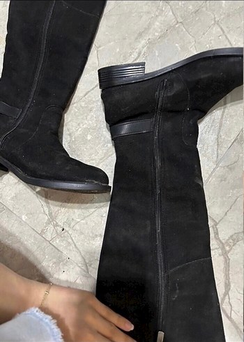 40 Beden Siyah Süet Kemerli Dizüstü Çizme