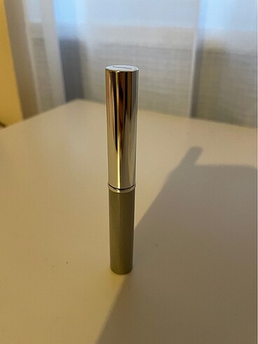 Clinique Almost Lipstick Ruj Black Honey