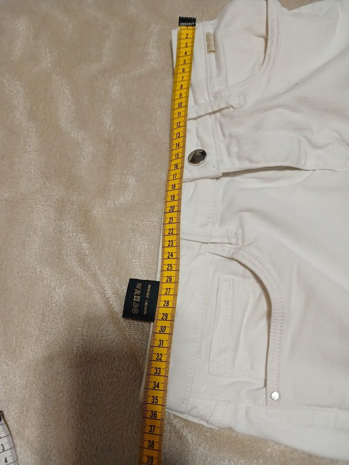 Gri Kadın Denim Kemerli Bermuda Şort - Görsel 3