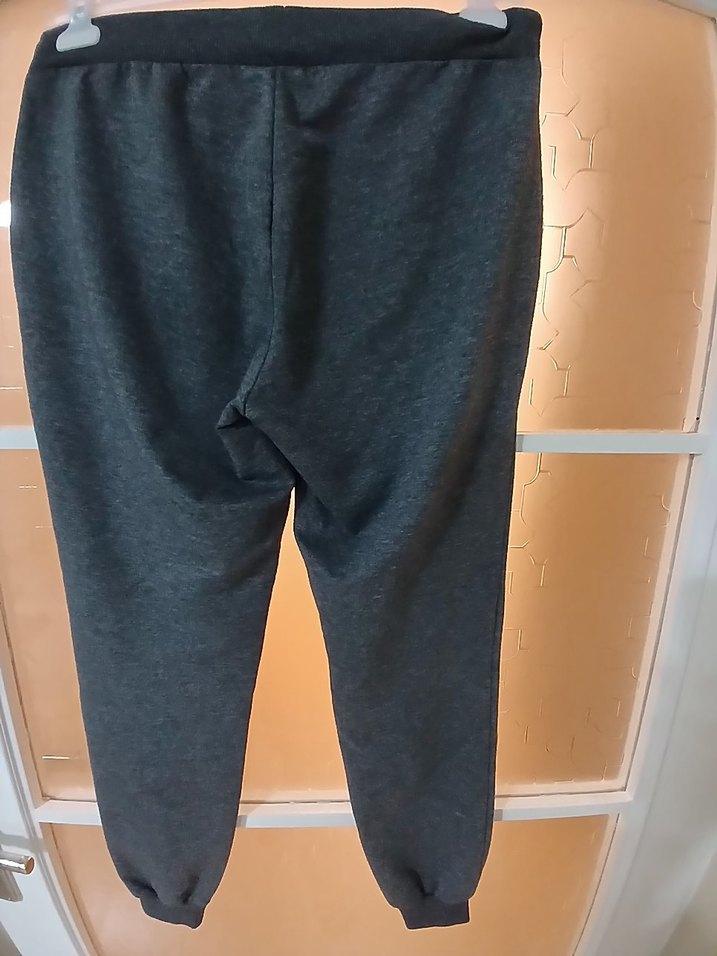 Gri Erkek Düğmeli Rahat Kesim Eşofman - Görsel 2