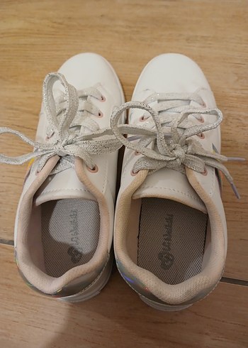 Beyaz Bağcıklı kiz cocukSpor Ayakkabı - Görsel 3