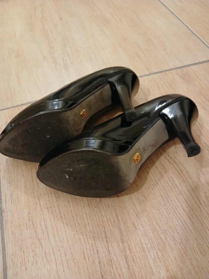 Parlak Siyah Rugan Stiletto Topuklu Kadın Ayakkabı - Görsel 5