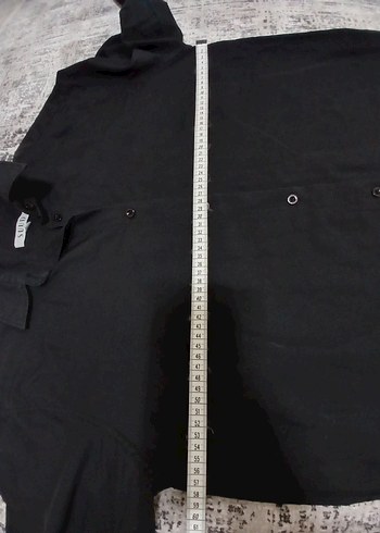 Siyah Düğmeli Uzun Kollu Keten Gömlek - Görsel 4