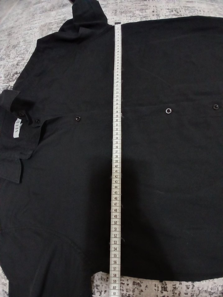 Siyah Düğmeli Uzun Kollu Keten Gömlek - Görsel 4