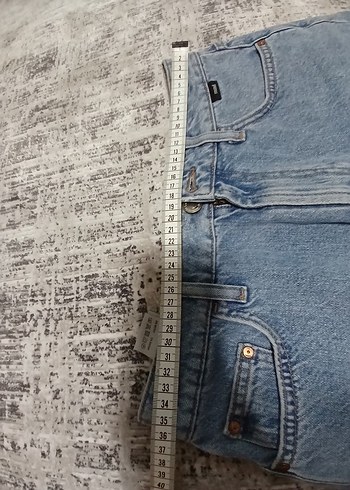 Düğmeli Gri Mini Denim Şort - Görsel 5