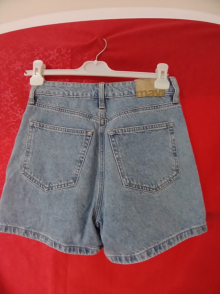 Düğmeli Gri Mini Denim Şort - Görsel 2