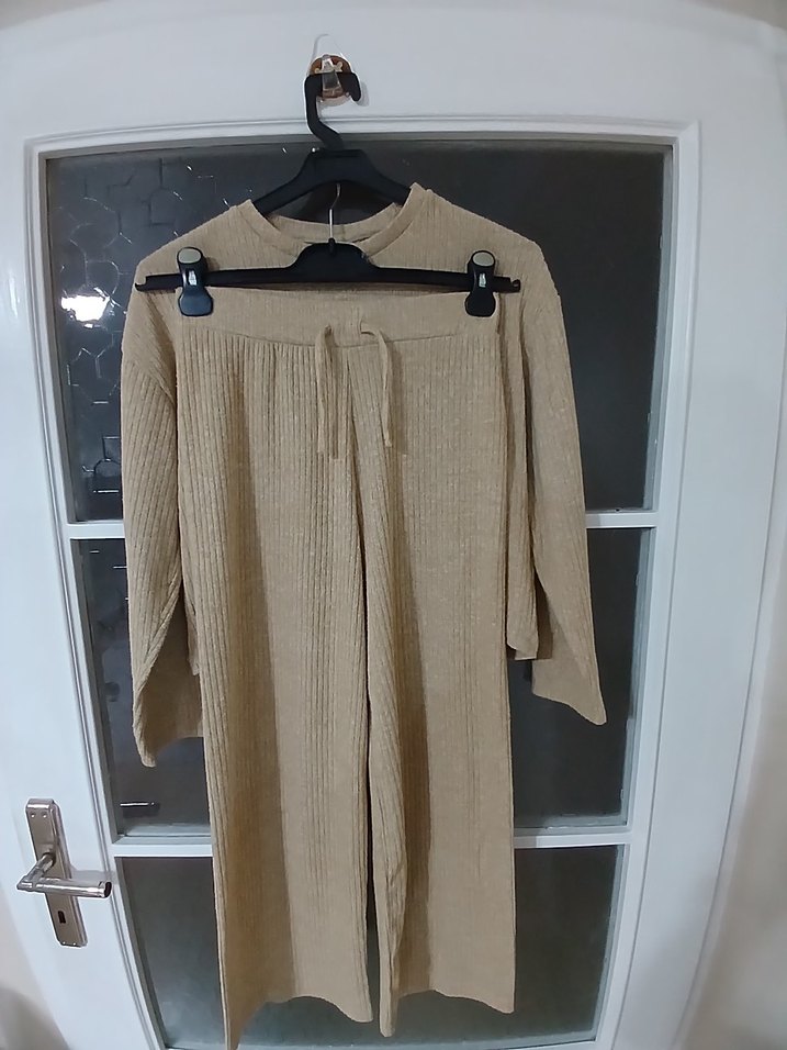 Bej Kadın Triko Kazak, Yuvarlak Yaka, Rahat Kesim - Görsel 2