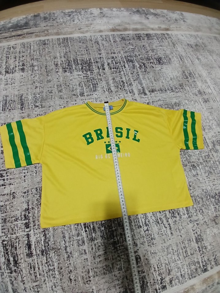 Sarı Baskılı Kemerli Kız Tişörtü - Görsel 3