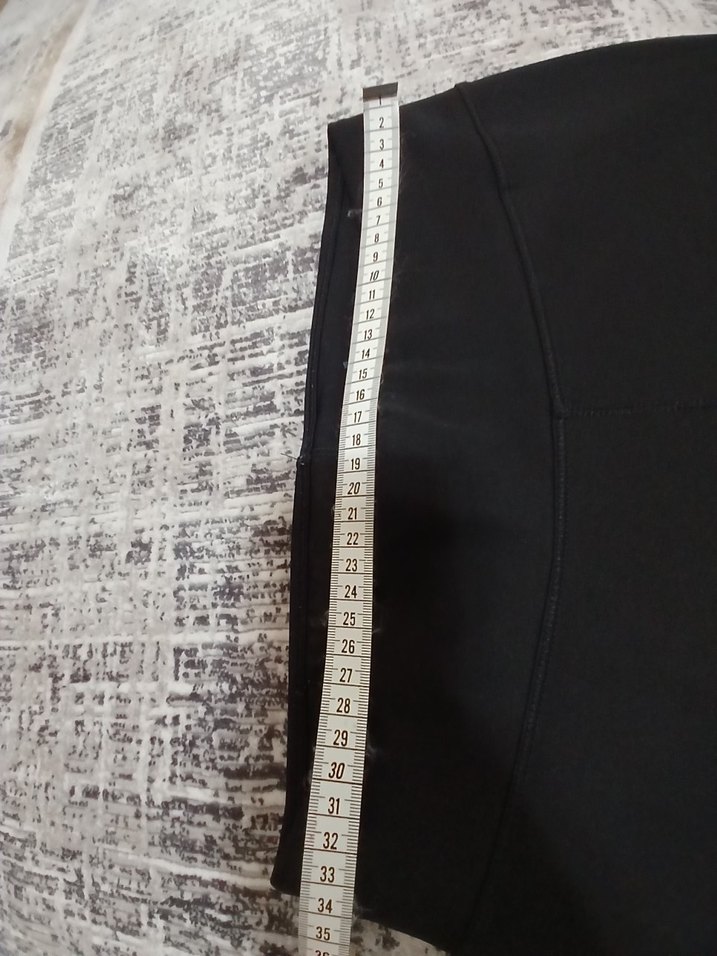 Siyah Esnek Midi Kadın Tayt - Görsel 5