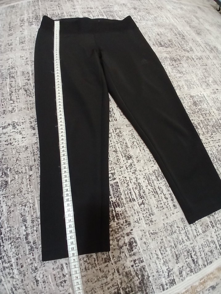 Siyah Esnek Midi Kadın Tayt - Görsel 3