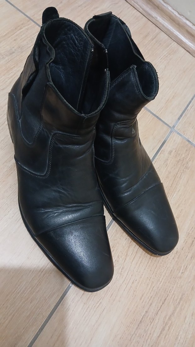 Klasik Siyah Deri Biker Bot - Görsel 2
