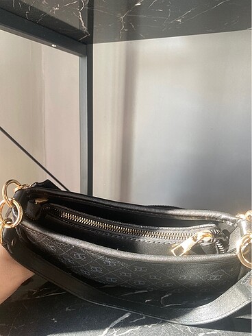 Beden Mango Model Çanta