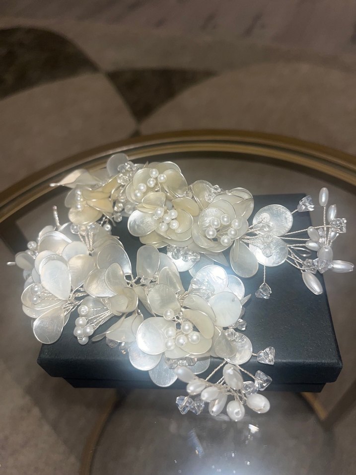 Beyaz Boncuklu Kadın Saç Aksesuarı - Görsel 2