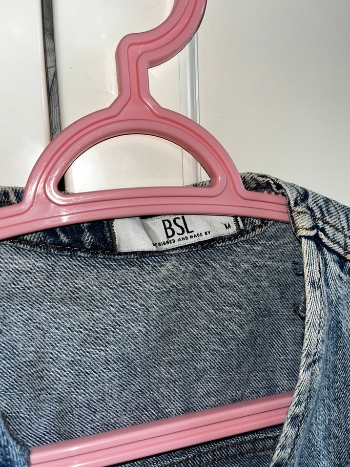 Kadın Kolsuz Denim Yelek BSL MARKADIR M DIR BEDENİ Bİ KERE GİYDİ - Görsel 3