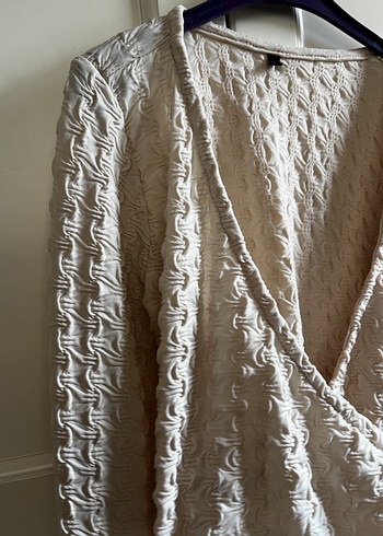 Beyaz V Yaka top - Görsel 4