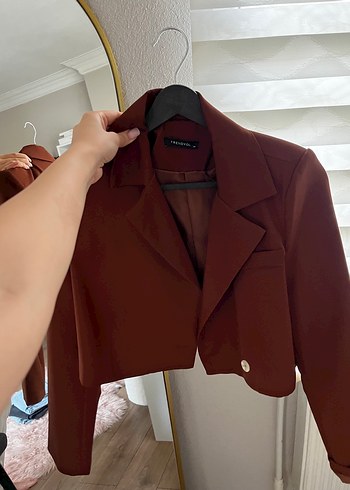 TRENDYOLMMİLLA KAHVERENGİ CROP BLAZER CEKET - Görsel 2