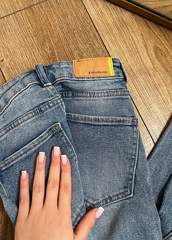 Stradivarius mom slim fit 34 beden kot pantolon - Görsel 2