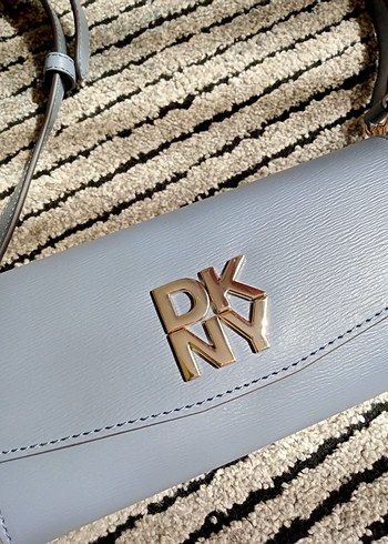 DKNY Mavi Deri DKNY Bel Detaylı Kadın Çapraz Çanta