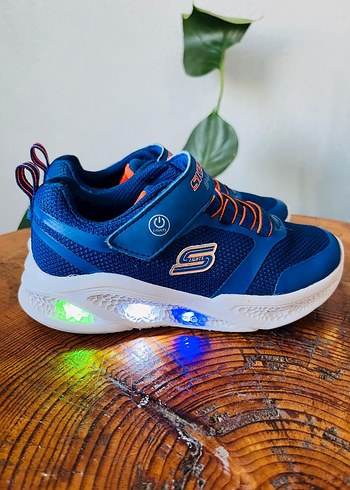 skechers Erkek Çocuk Mavi Renkli Işıklı Spor Ayakkabı