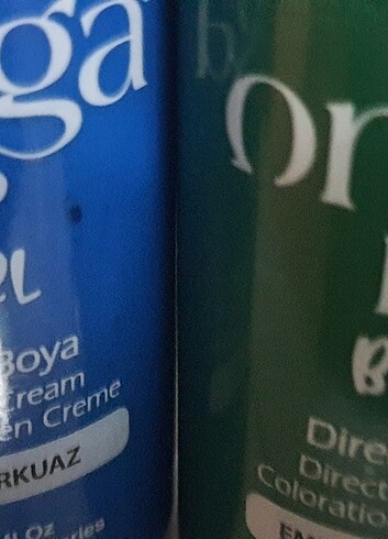 Renkli boya