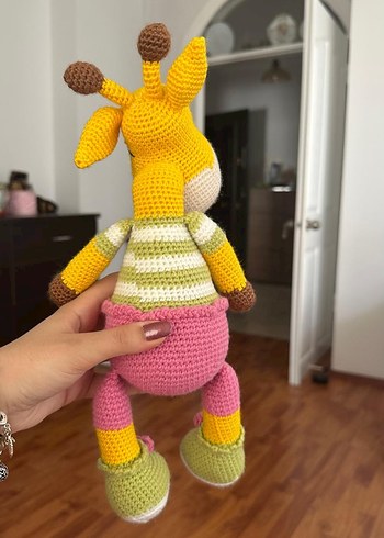 Diğer Renkli Örgü Zürafa Peluş Oyuncak