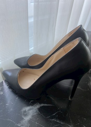 Kadın Siyah Yılan Desenli Stiletto - Görsel 3