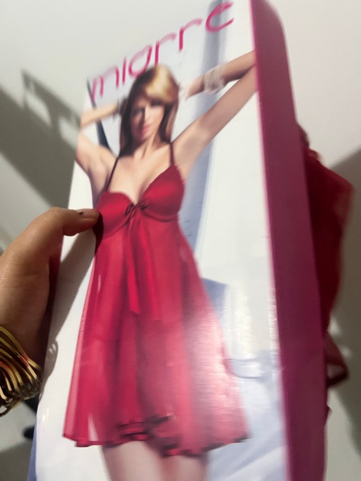 Parizyen Gotik Kırmızı Parlak gecelik - Görsel 2