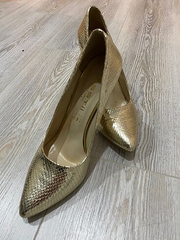 Stiletto