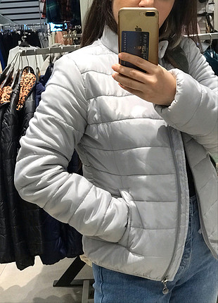 m Beden gri Renk Stradivarius şişme mont