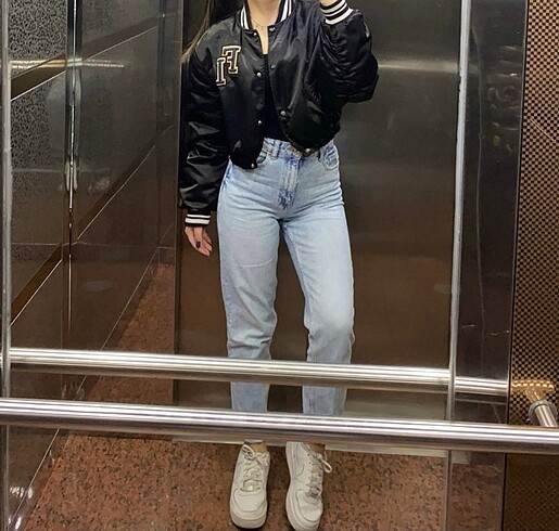 Mom Jean