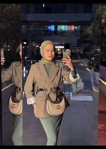 Uzun dar elbise - Görsel 3