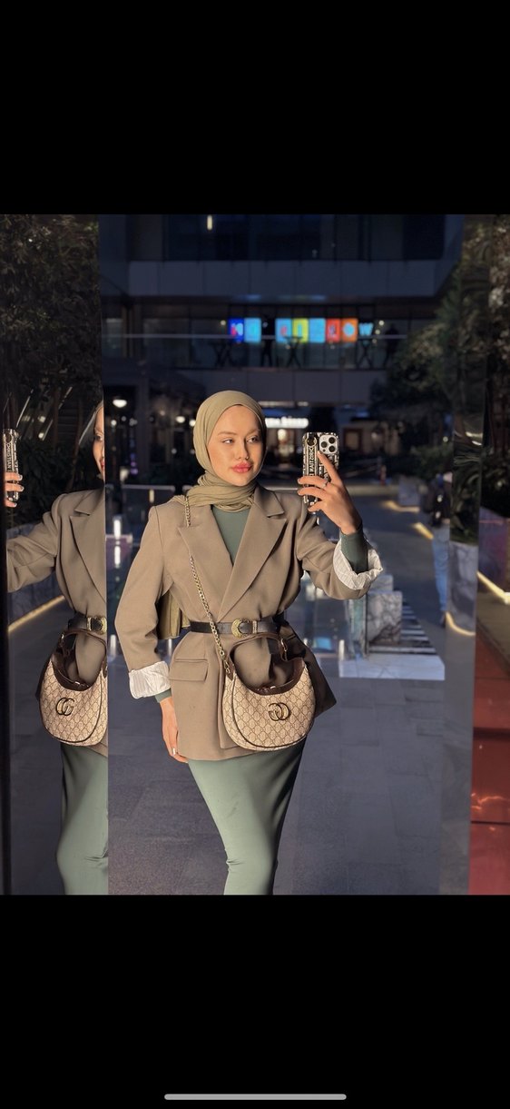 Uzun dar elbise - Görsel 3