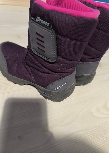 29 Beden Kız Çocuk Mor Kauçuk Bot