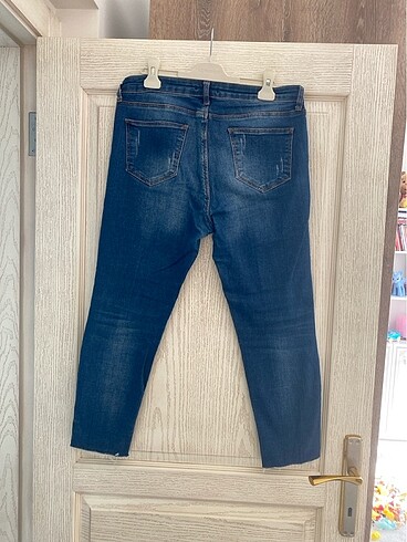 42 Beden mavi Renk Harika bir bayan jeans
