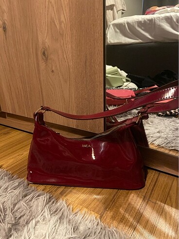 Bordo el&kol çantası