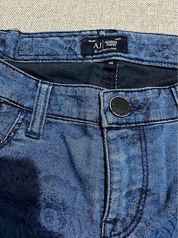 26 Beden lacivert Renk Armani Jeans Pantolon
