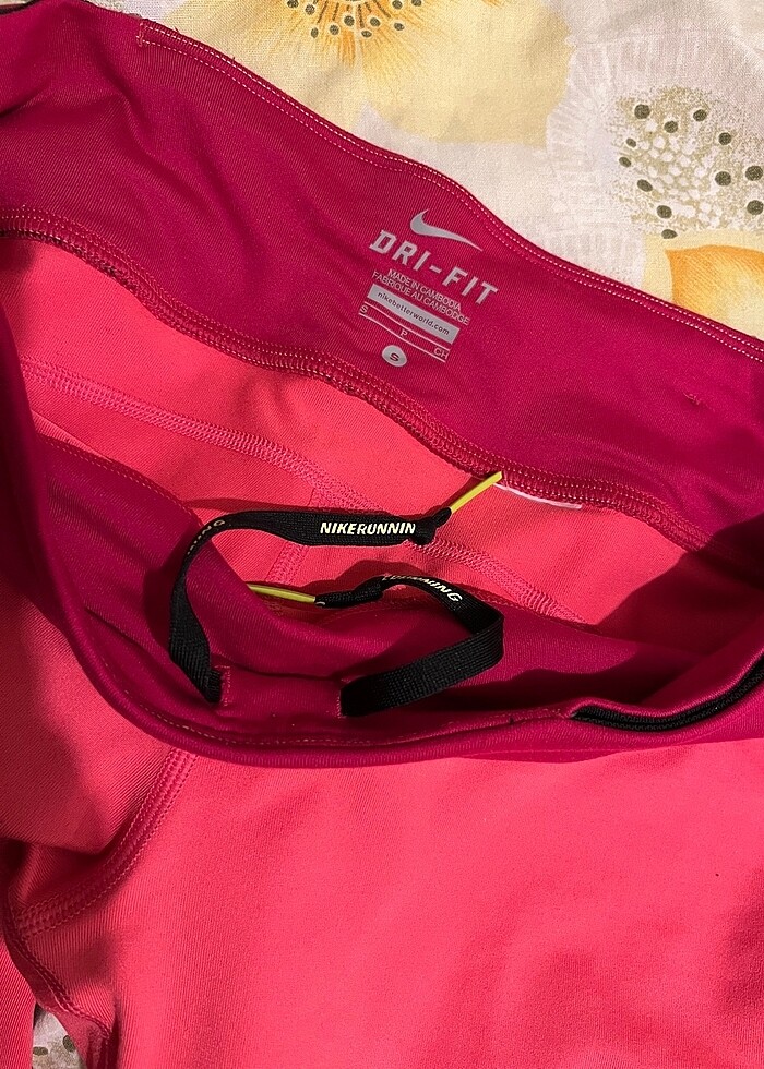 Nike kapri tayt - Görsel 3