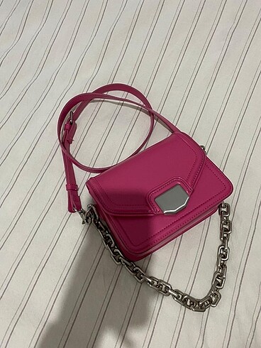 Zara viral pembe çanta